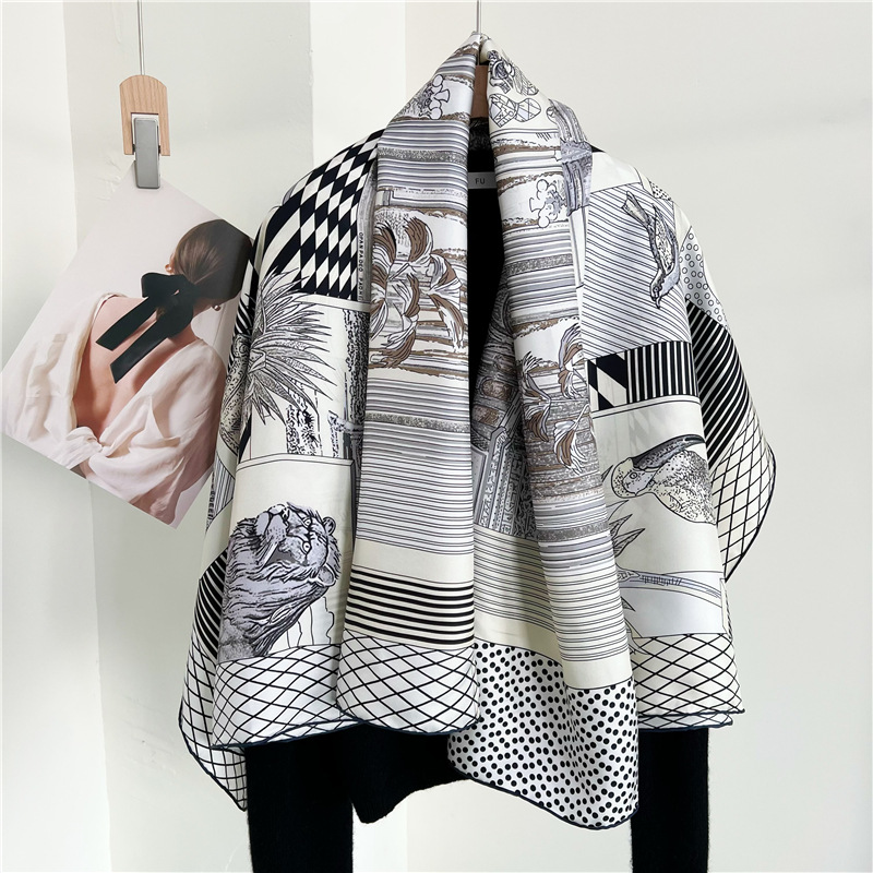 Lenços Grandes de Seda de Grif - Accessories Brand For Women avaliação e preço